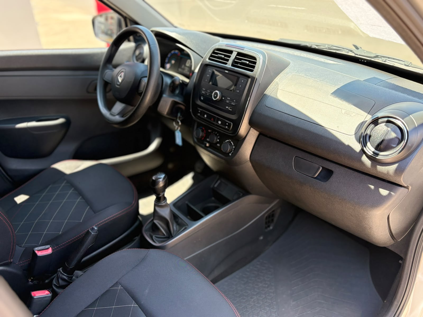 Renault Kwid - 1.0 12V SCE FLEX ZEN MANUAL