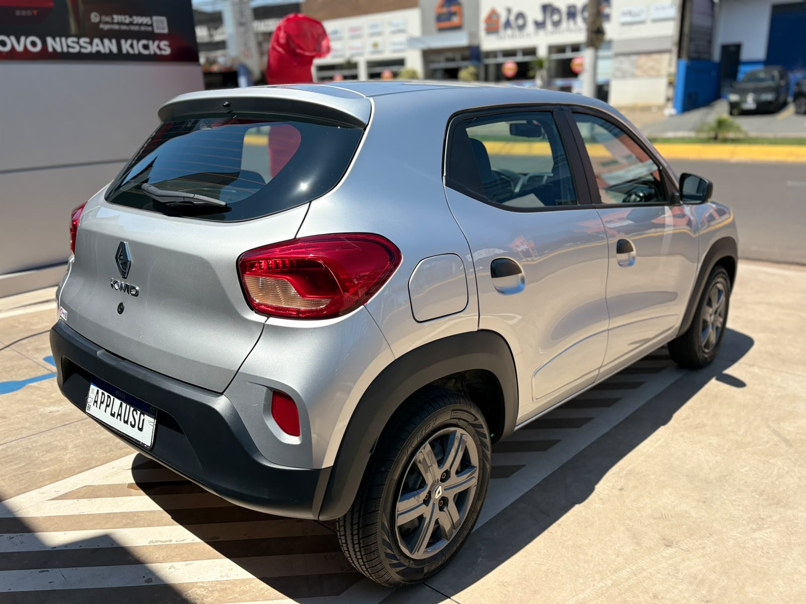 Renault Kwid - 1.0 12V SCE FLEX ZEN MANUAL
