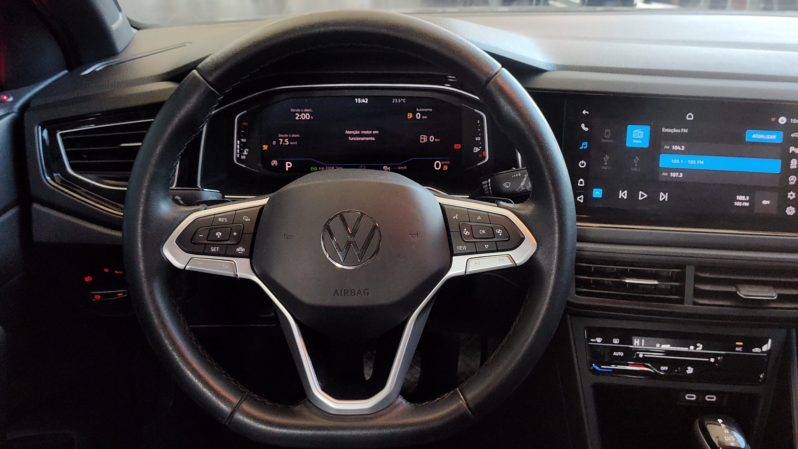 Volkswagen Nivus - 1.0 200 TSI TOTAL FLEX HIGHLINE AUTOMÁTICO