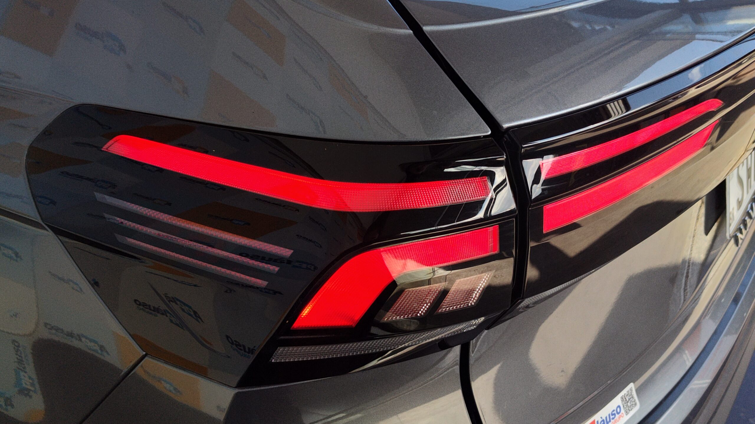 Volkswagen Nivus - 1.0 200 TSI TOTAL FLEX HIGHLINE AUTOMÁTICO