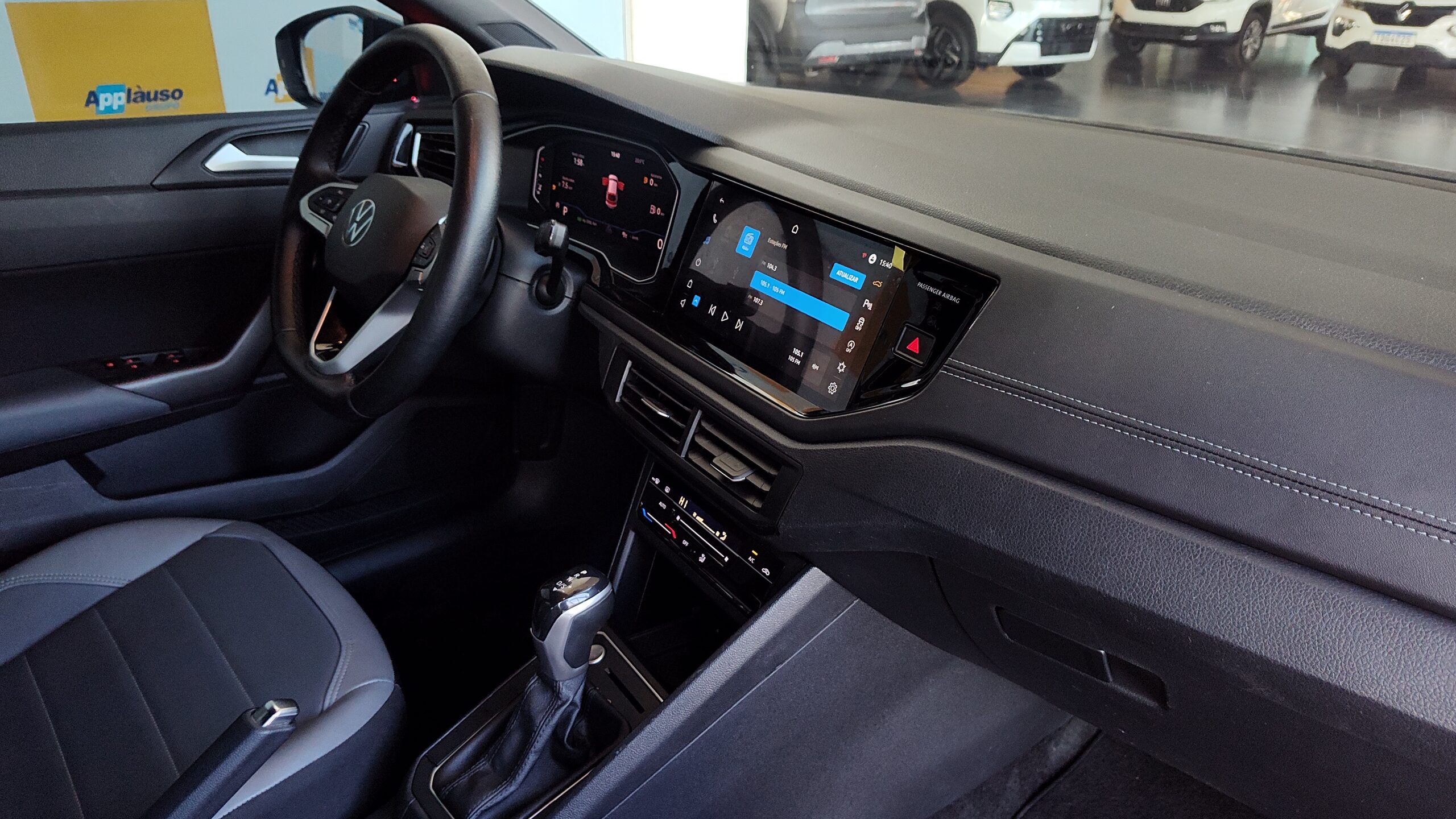 Volkswagen Nivus - 1.0 200 TSI TOTAL FLEX HIGHLINE AUTOMÁTICO