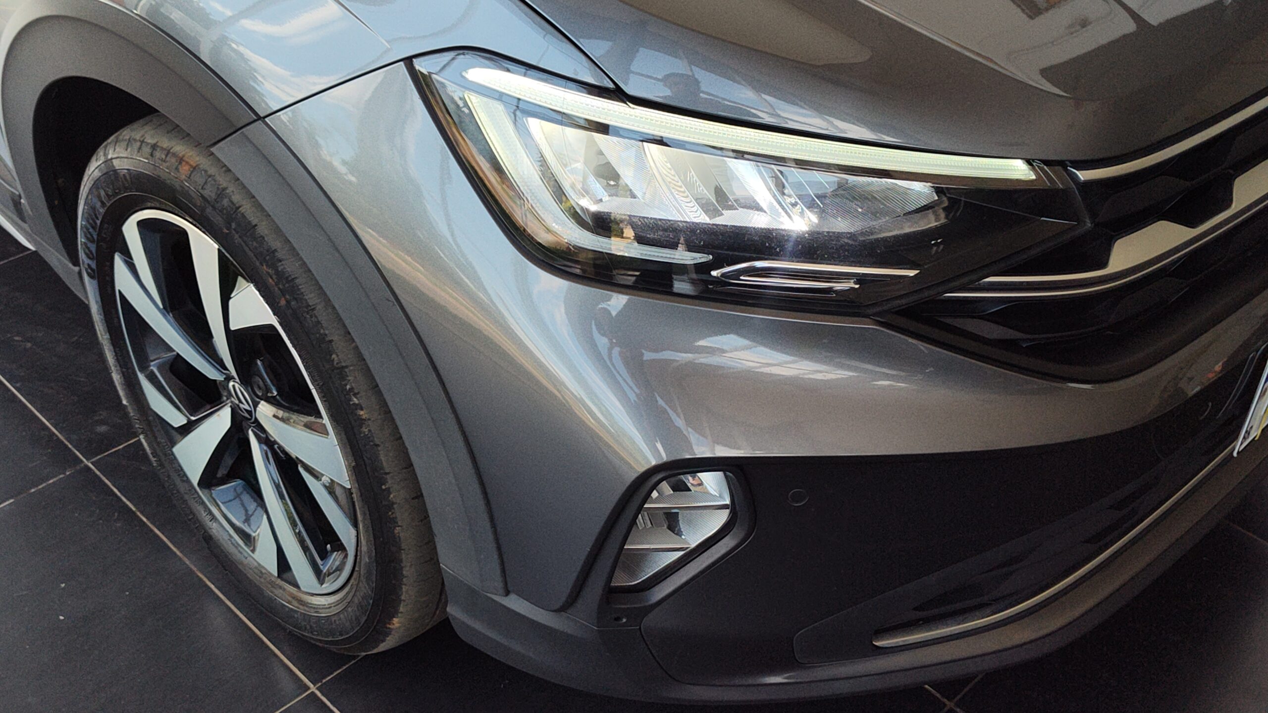 Volkswagen Nivus - 1.0 200 TSI TOTAL FLEX HIGHLINE AUTOMÁTICO